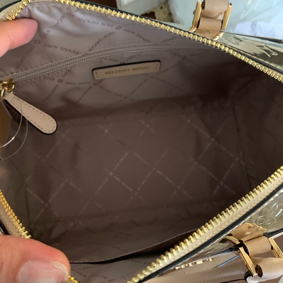 ✨NEw MK large duffle satchel ✨kara - Picture 7 of 8